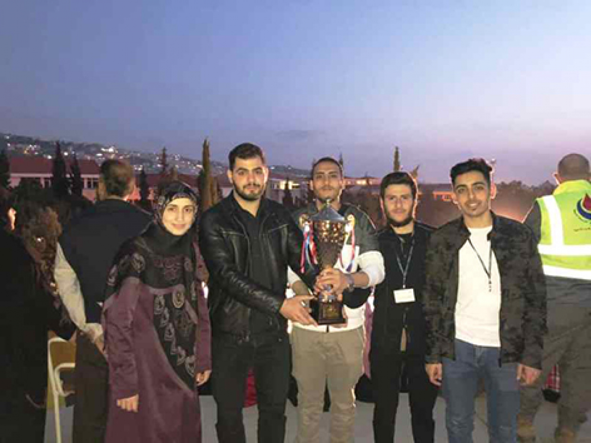 الجامعة الأميركية للثقافة والتعليم تحصد المركز الاول في البطولة السنوية للربوت